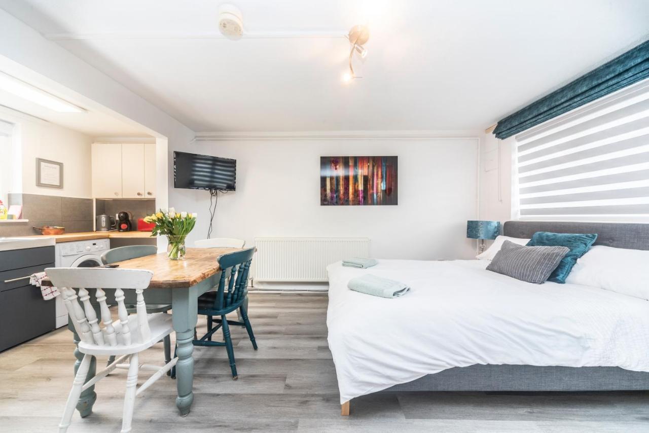 Little Missenden 10 Boutique Studio Apartment Near Tube - Quiet Location מראה חיצוני תמונה