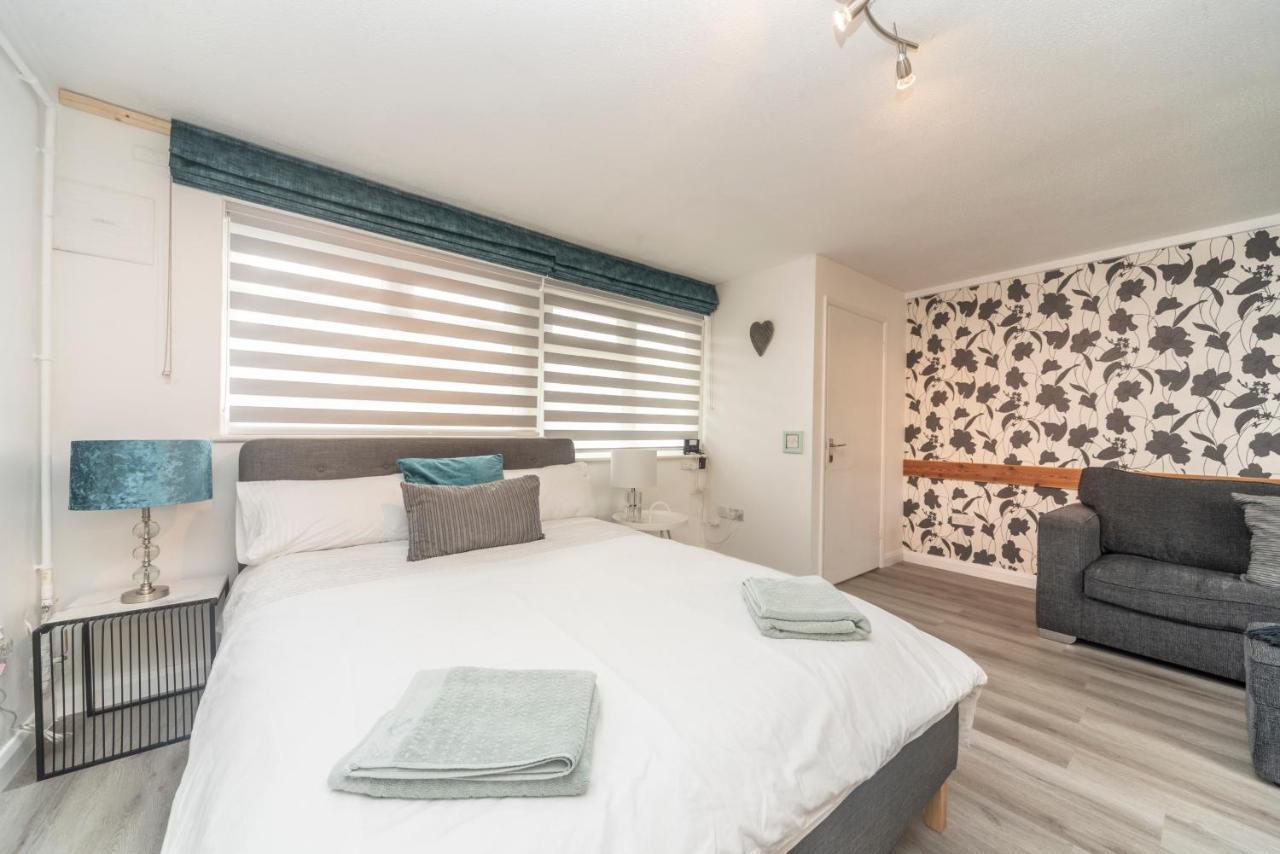 Little Missenden 10 Boutique Studio Apartment Near Tube - Quiet Location מראה חיצוני תמונה
